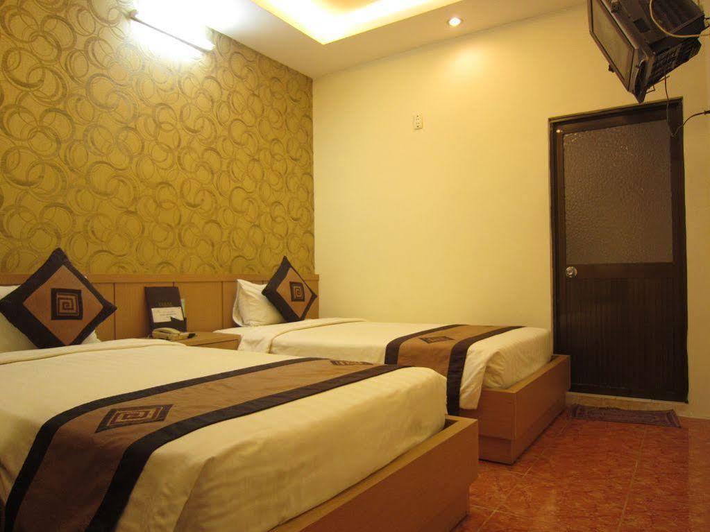 Готель Reddoorz @ Pham Ngu Lao Street 3 Хошимін Екстер'єр фото