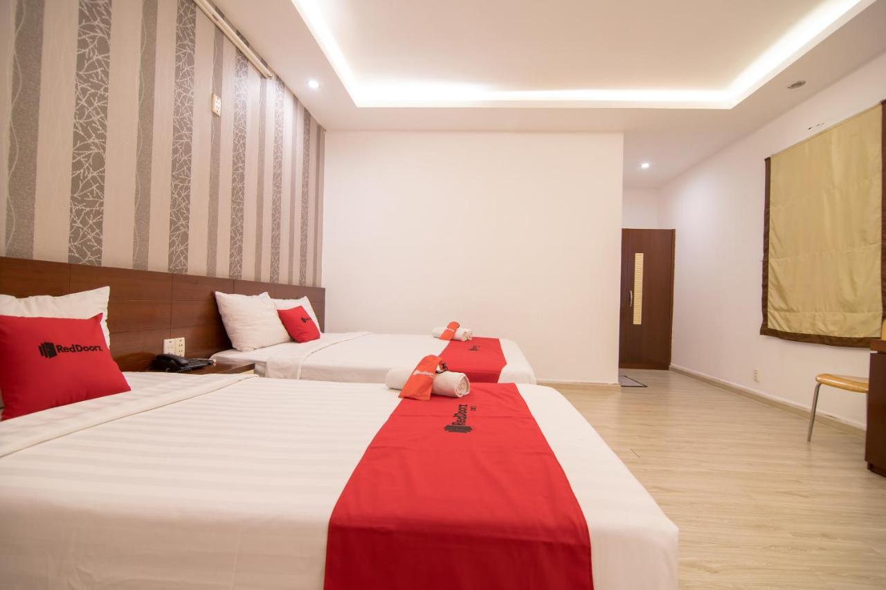 Готель Reddoorz @ Pham Ngu Lao Street 3 Хошимін Екстер'єр фото