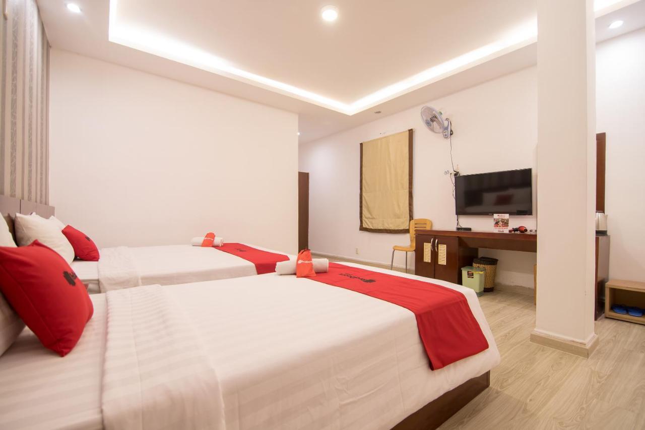 Готель Reddoorz @ Pham Ngu Lao Street 3 Хошимін Екстер'єр фото
